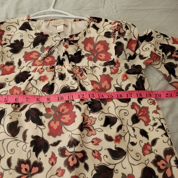 Loft XS floral dress white and pink, casual fit - Picture 4 of 5